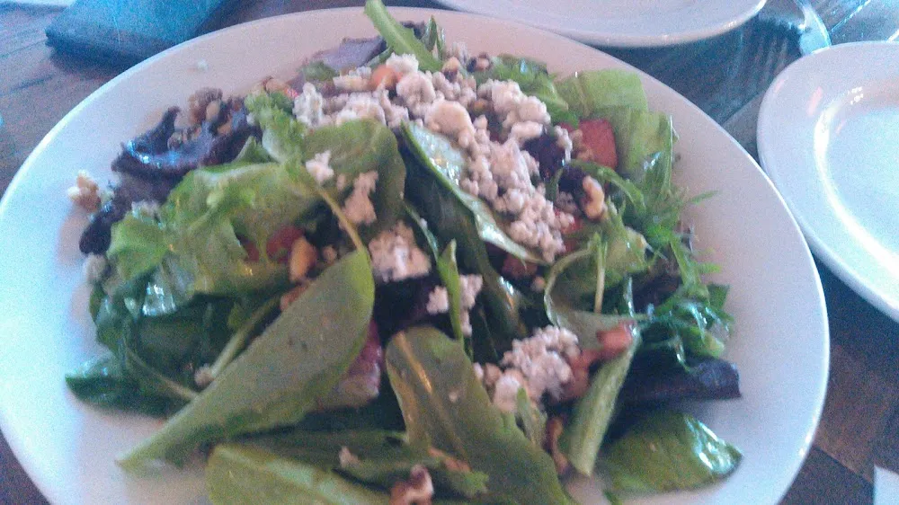 Strawberry Salad Gorgonzola